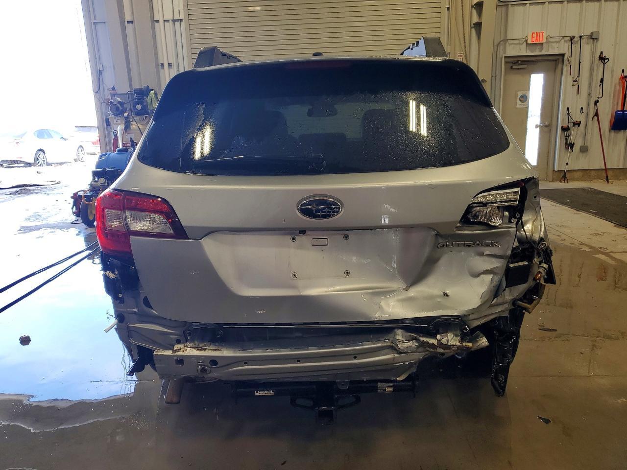 2015 SUBARU Outback