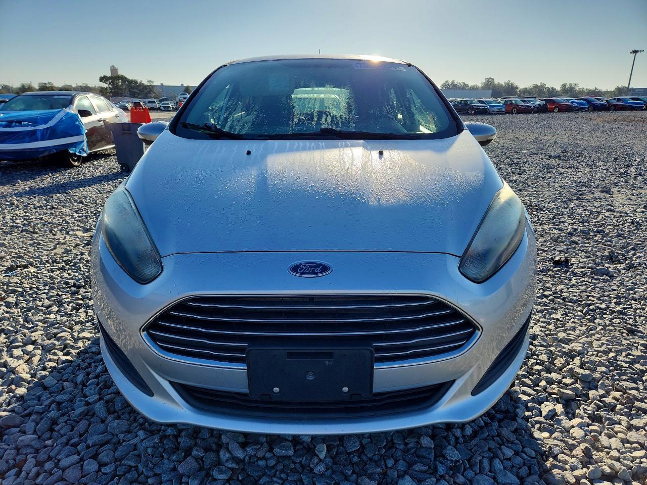 2015 FORD Fiesta
