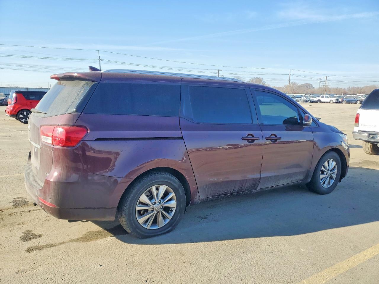 2016 KIA SEDONA