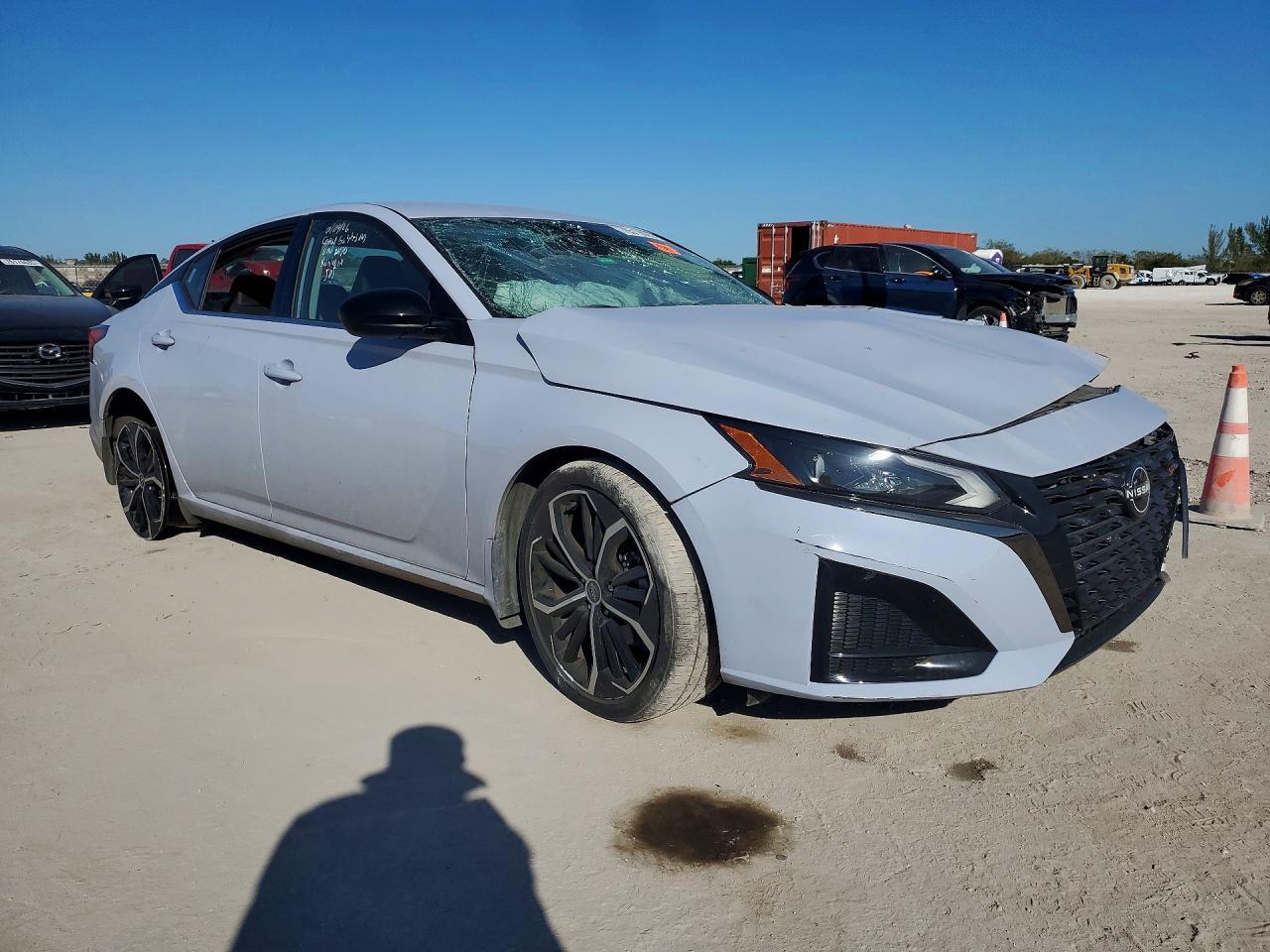 2024 NISSAN ALTIMA
