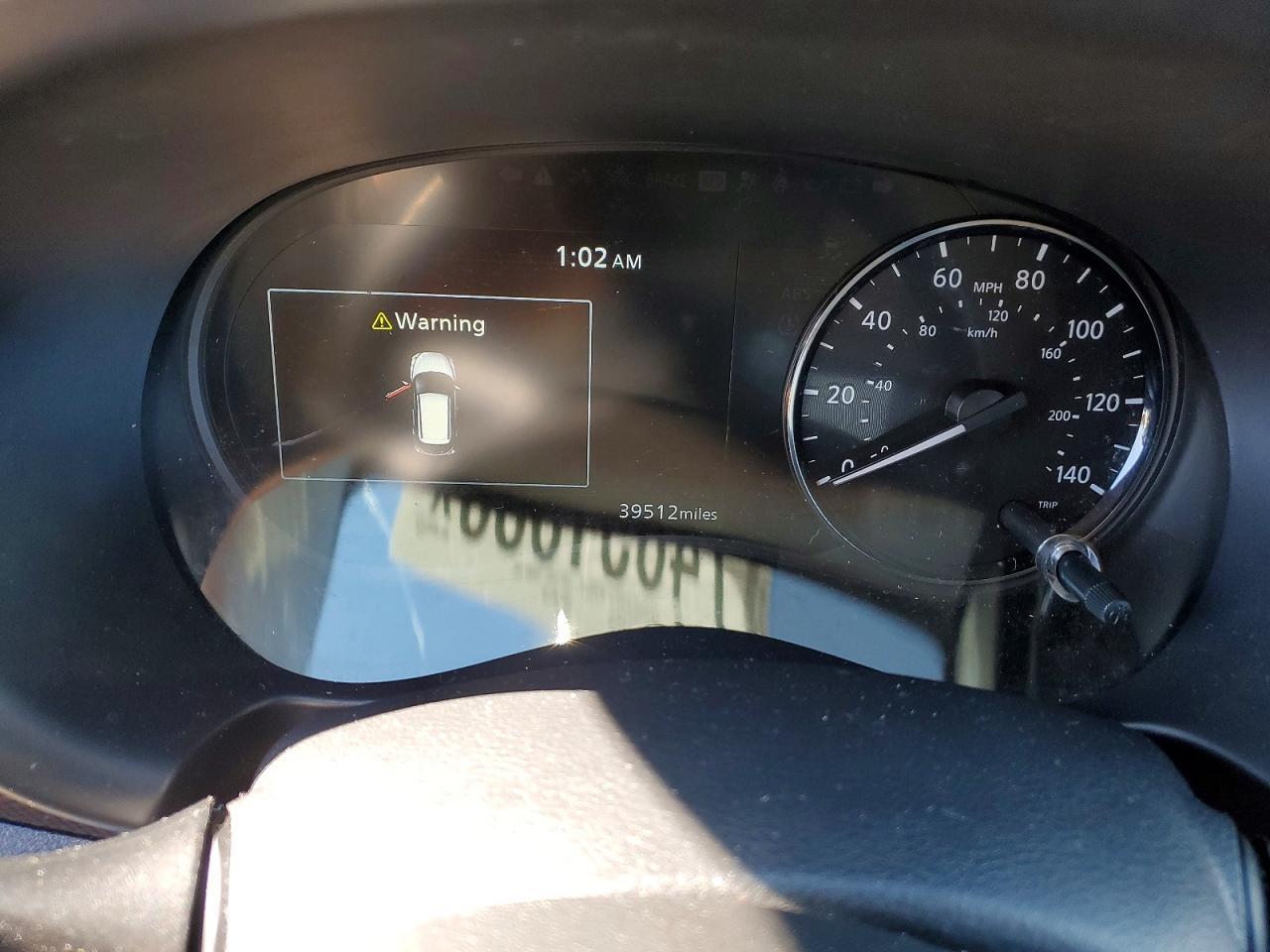 2024 NISSAN KICKS