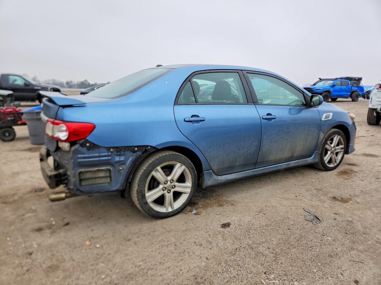 2013 TOYOTA COROLLA