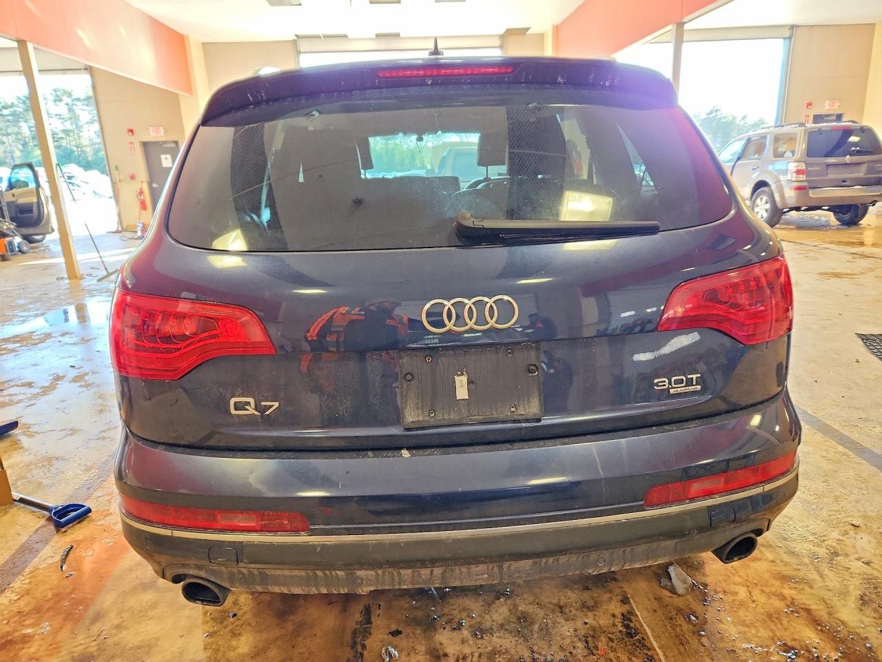 2015 AUDI Q7
