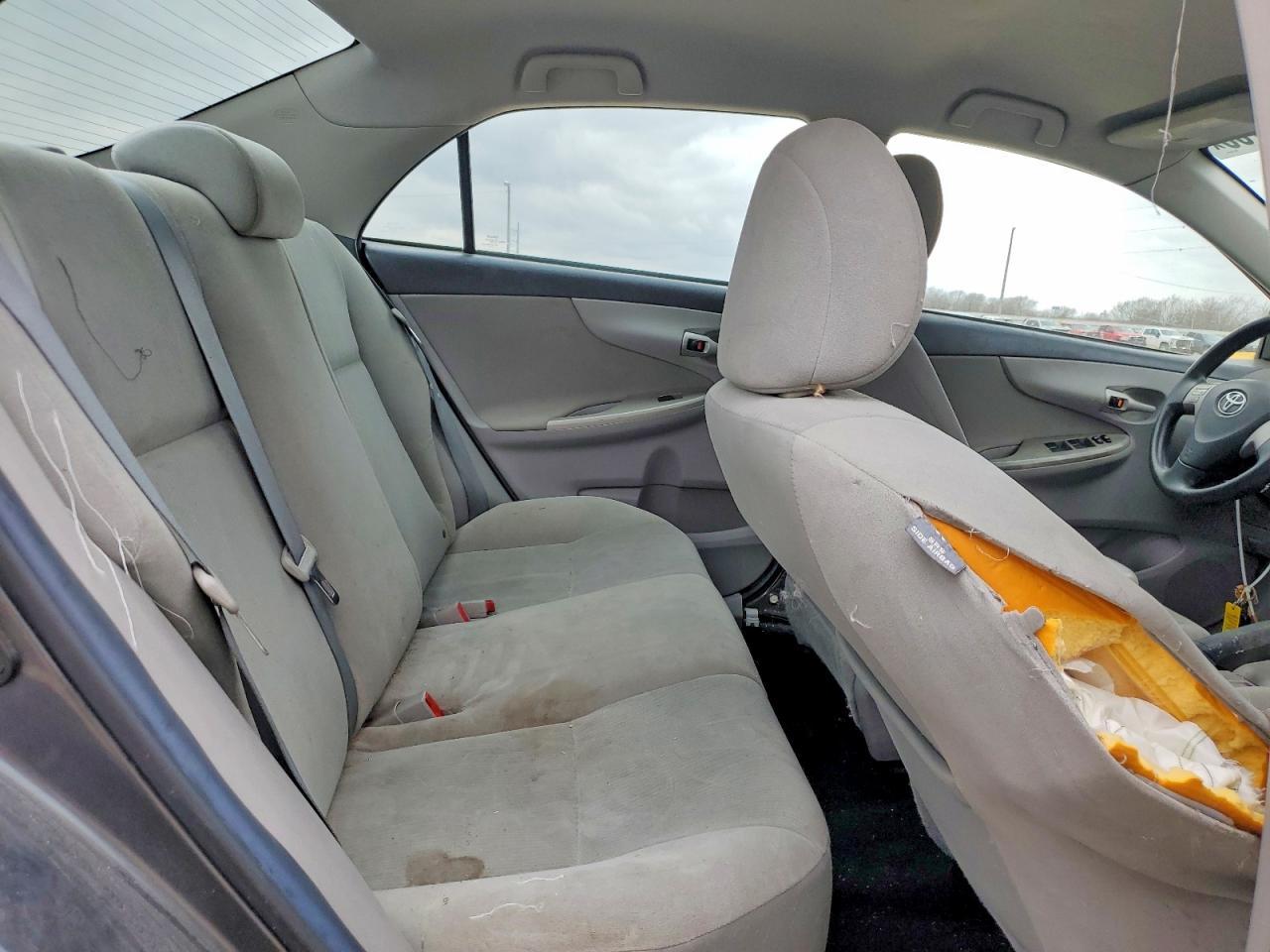 2013 TOYOTA COROLLA