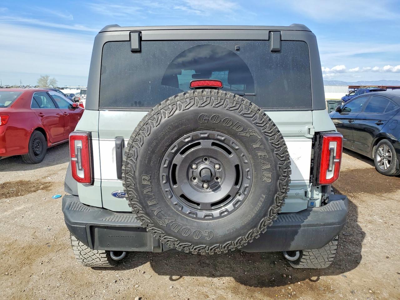 2024 FORD Bronco