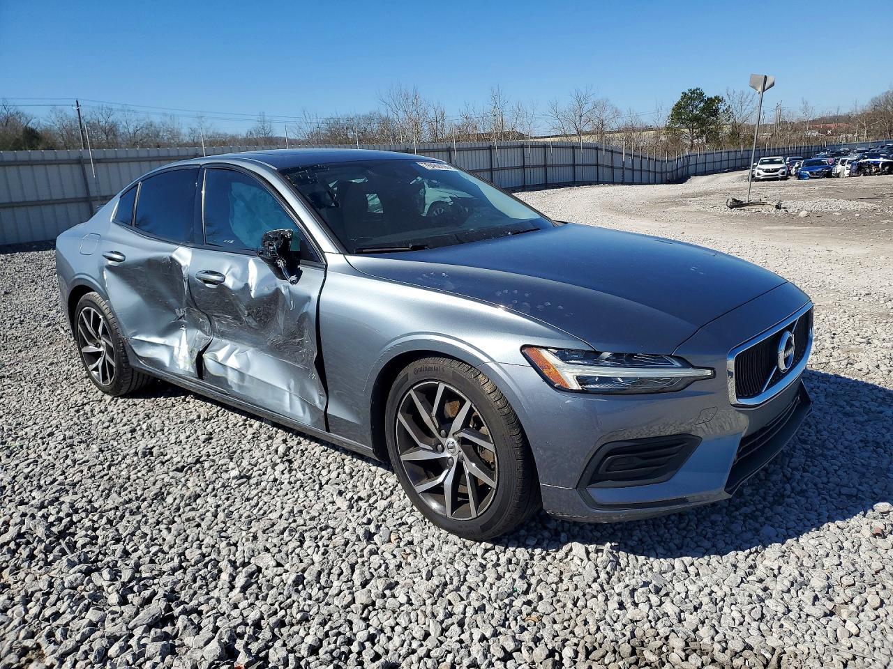 2019 VOLVO S60