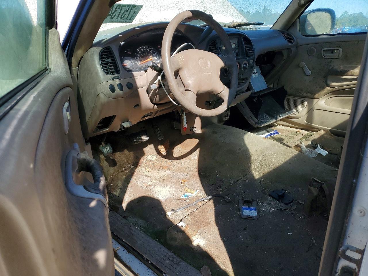 2002 TOYOTA TUNDRA