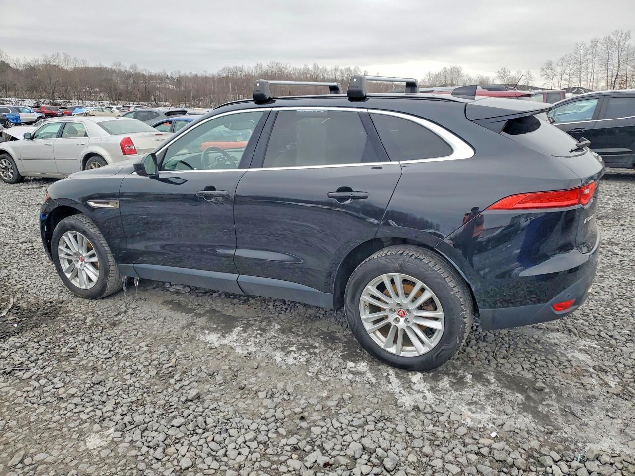 2017 JAGUAR F-Pace