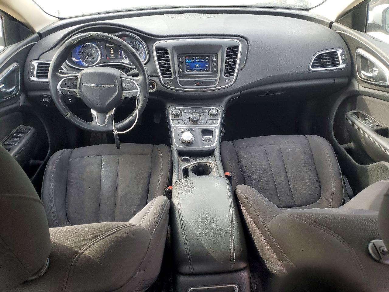 2015 CHRYSLER 200
