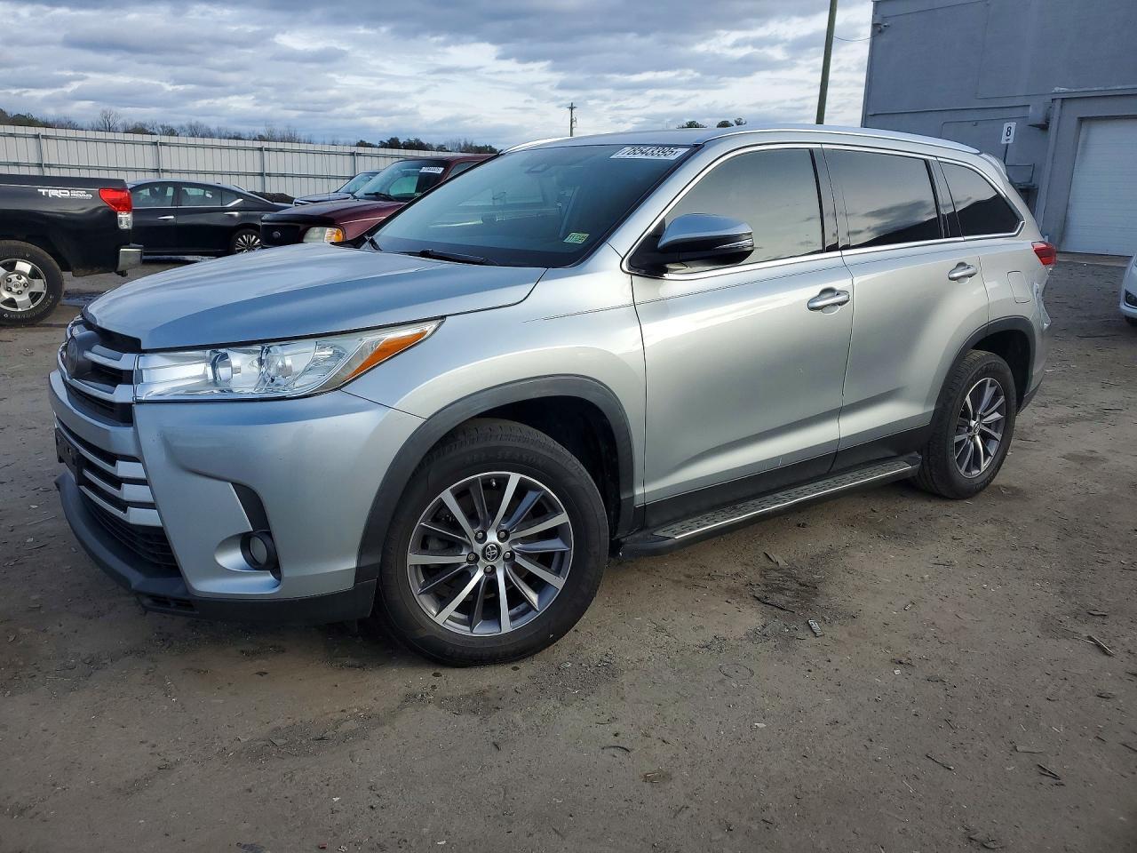 2019 TOYOTA HIGHLANDER