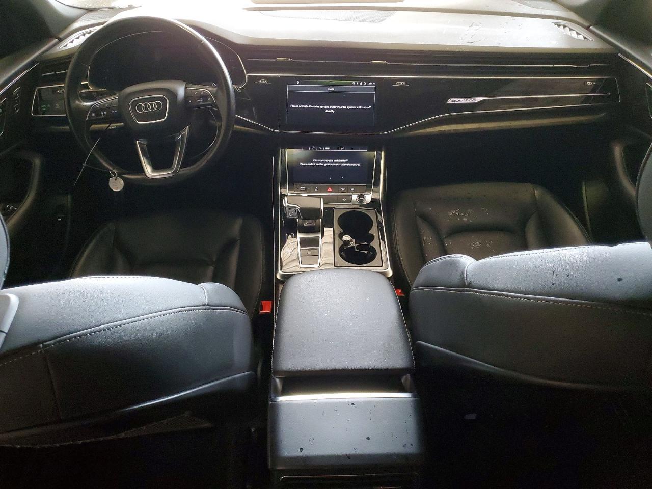 2022 AUDI Q8
