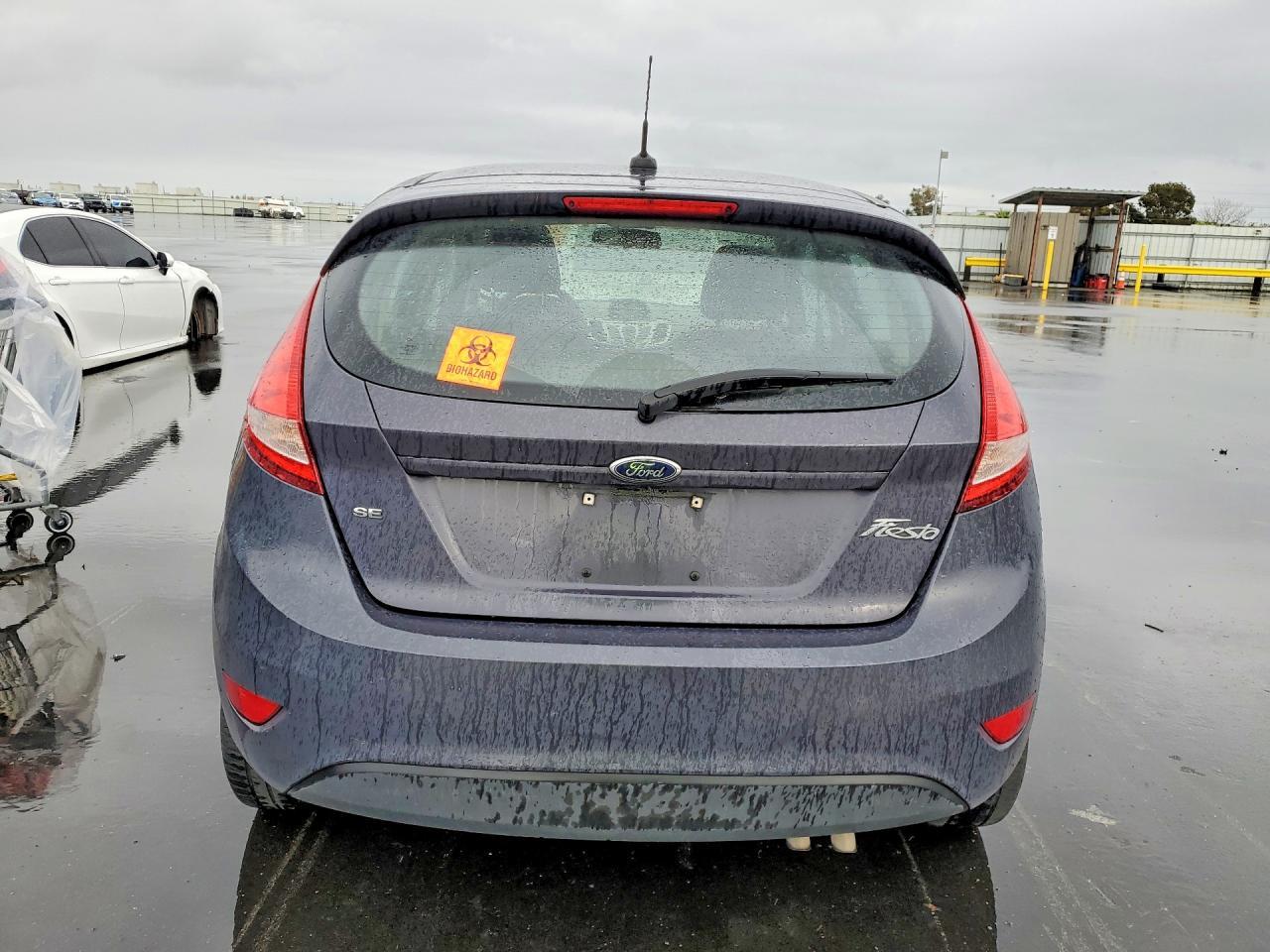 2013 FORD Fiesta