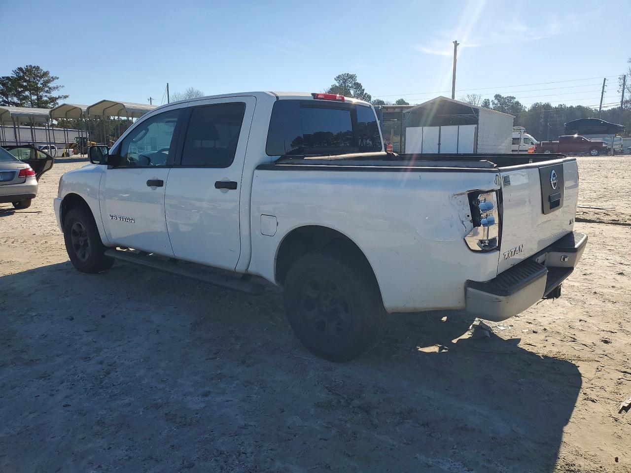 2006 NISSAN Titan