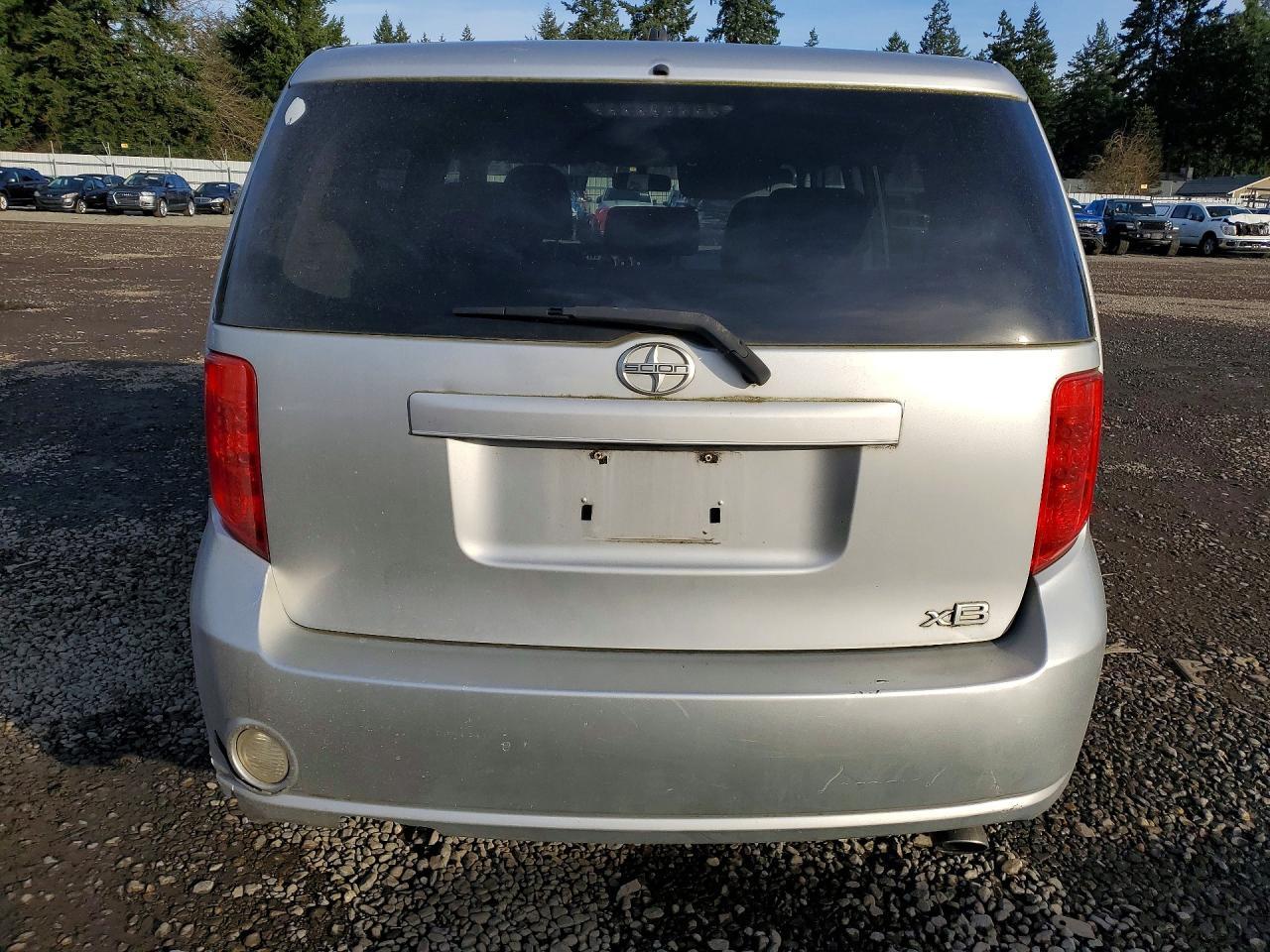 2010 TOYOTA SCION