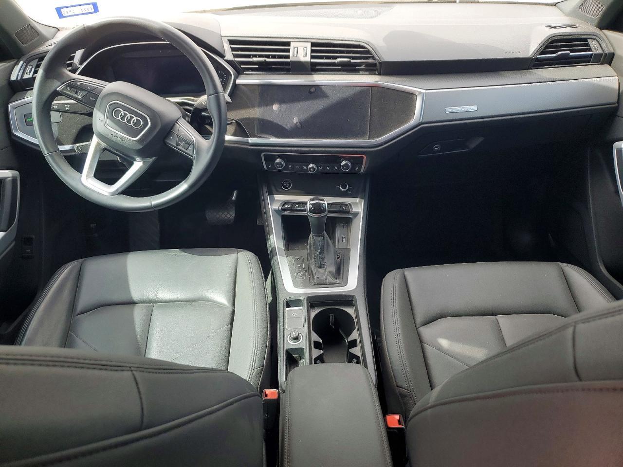 2021 AUDI Q3