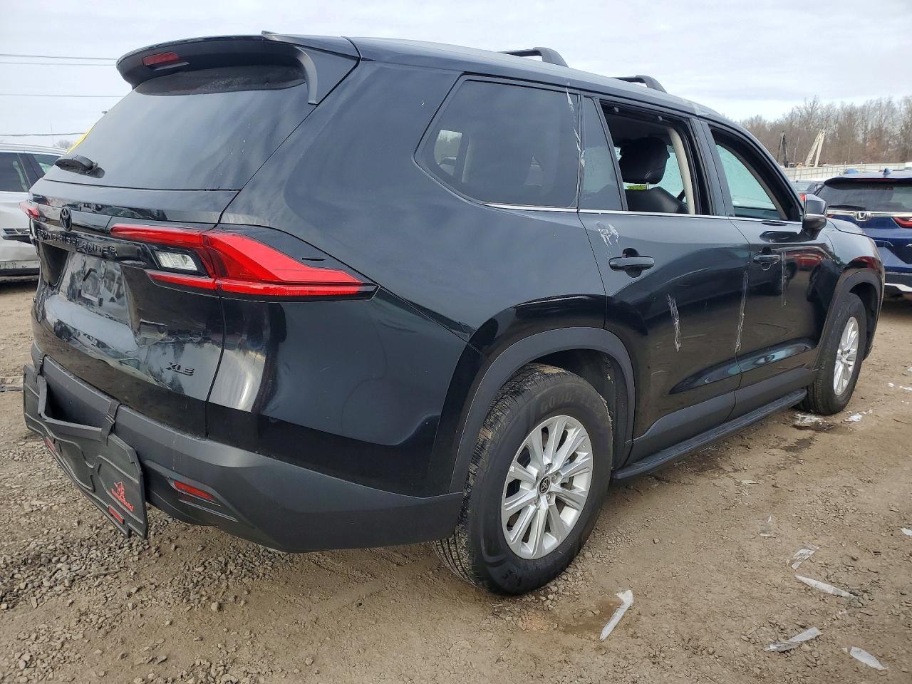 2024 TOYOTA HIGHLANDER