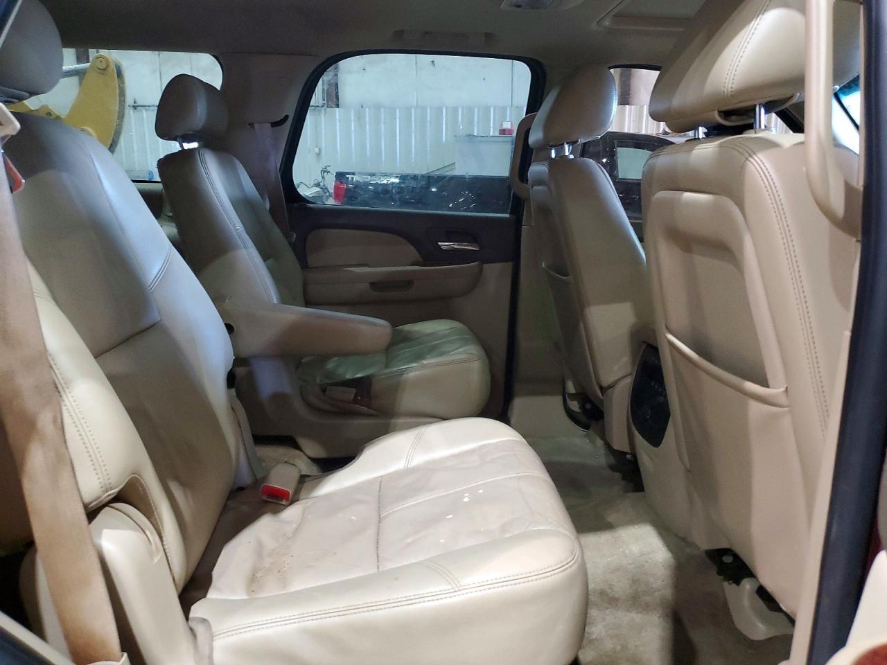 2010 CHEVROLET Tahoe