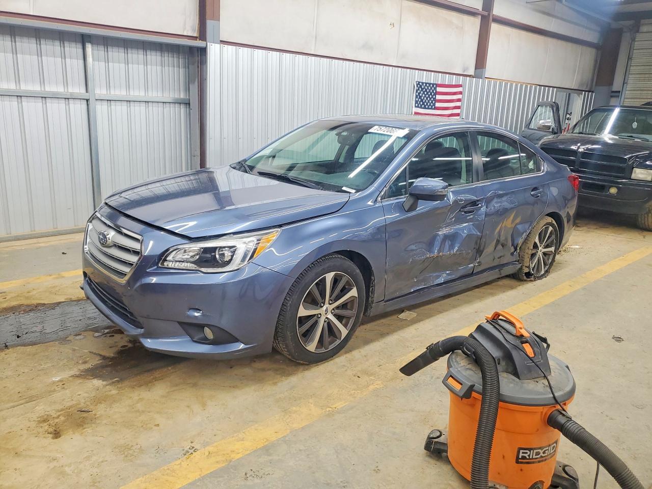 2016 SUBARU Legacy