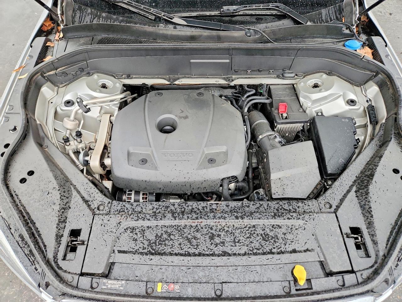 2018 VOLVO XC90