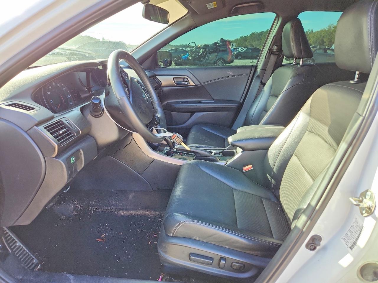 2017 HONDA ACCORD