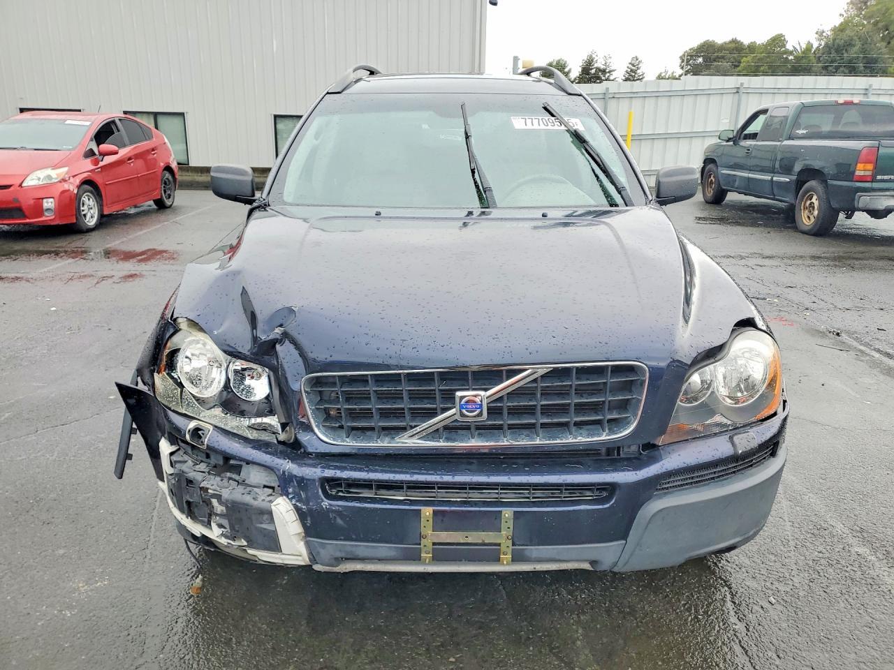 2005 VOLVO XC90