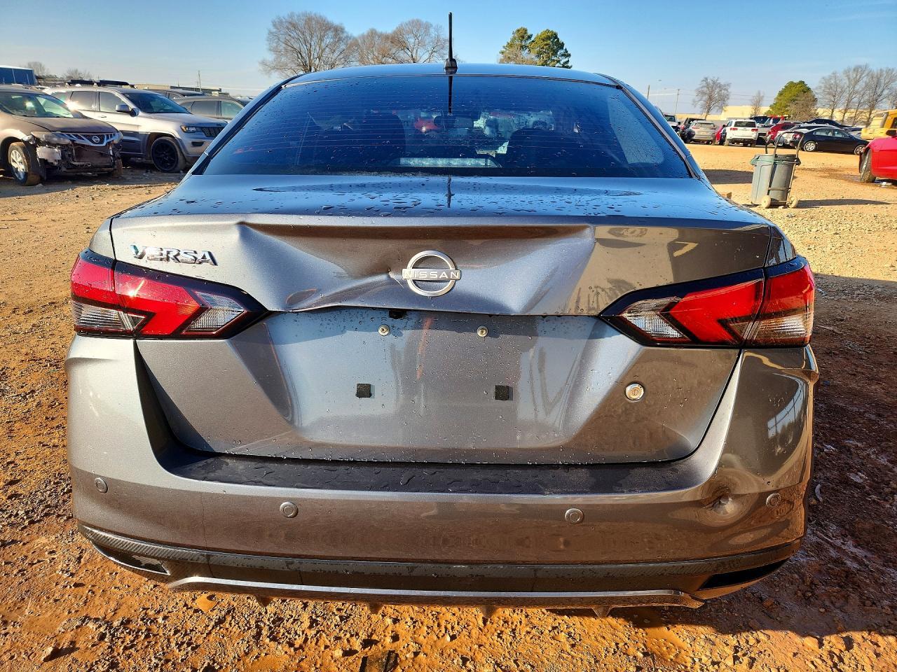 2024 NISSAN VERSA