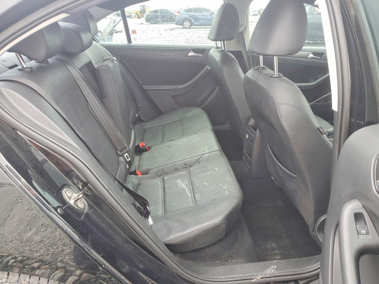 2012 VOLKSWAGEN JETTA