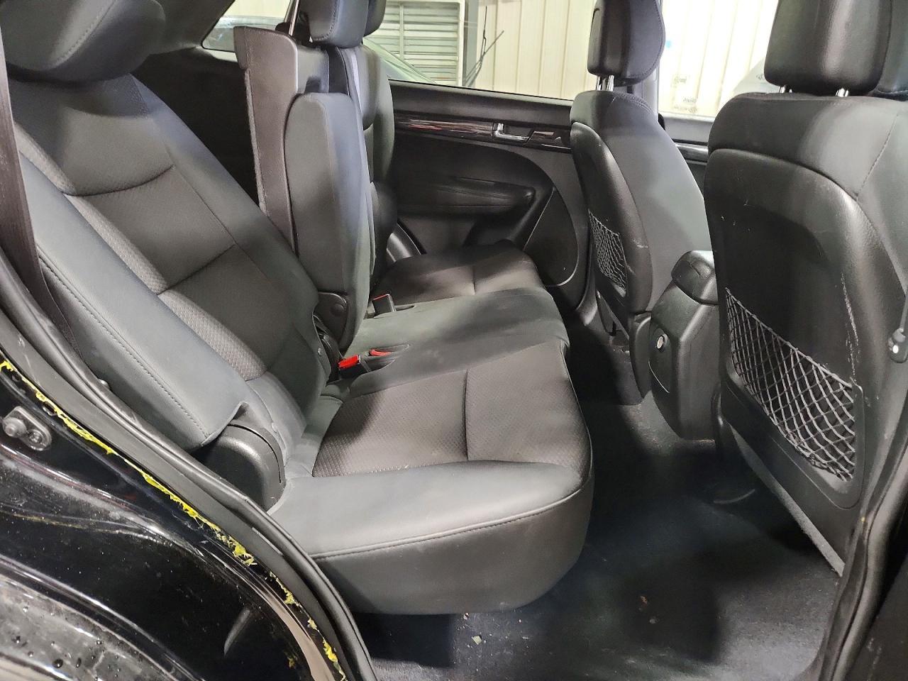 2011 KIA SORENTO