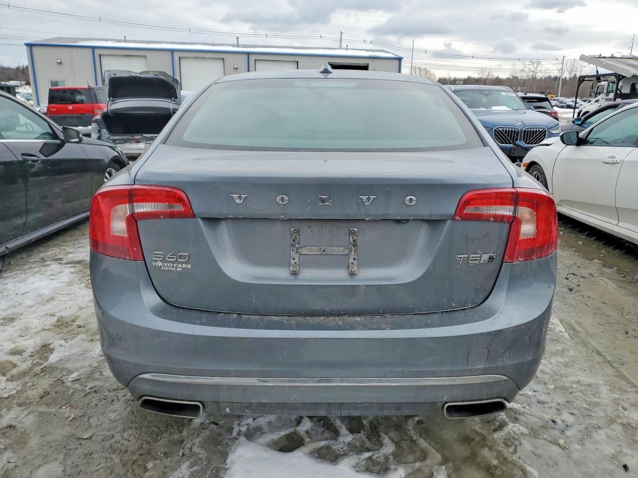2018 VOLVO S60