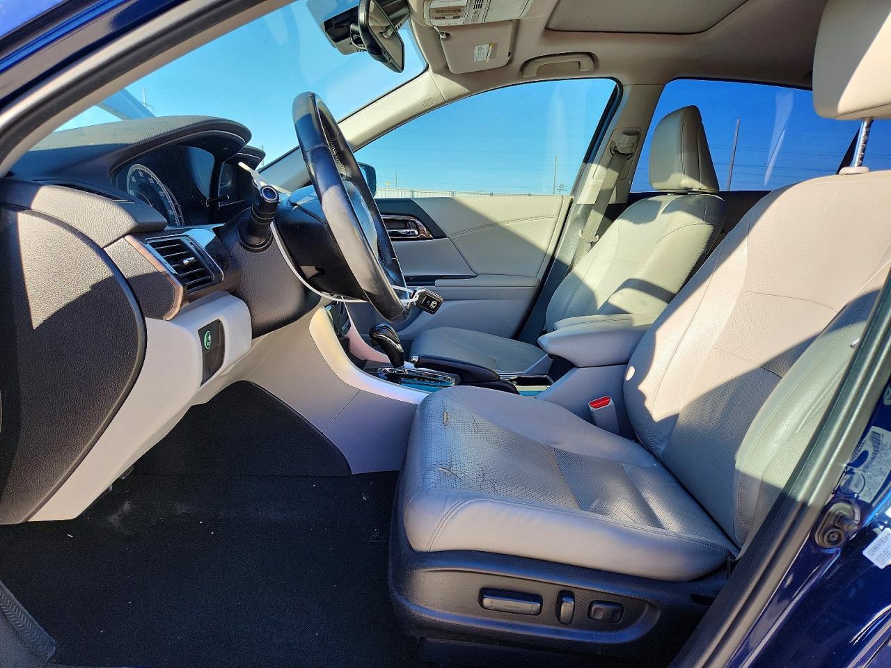2016 HONDA ACCORD