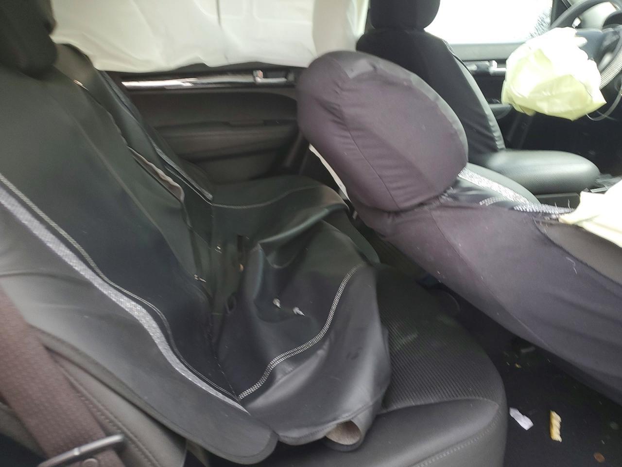 2015 KIA SORENTO