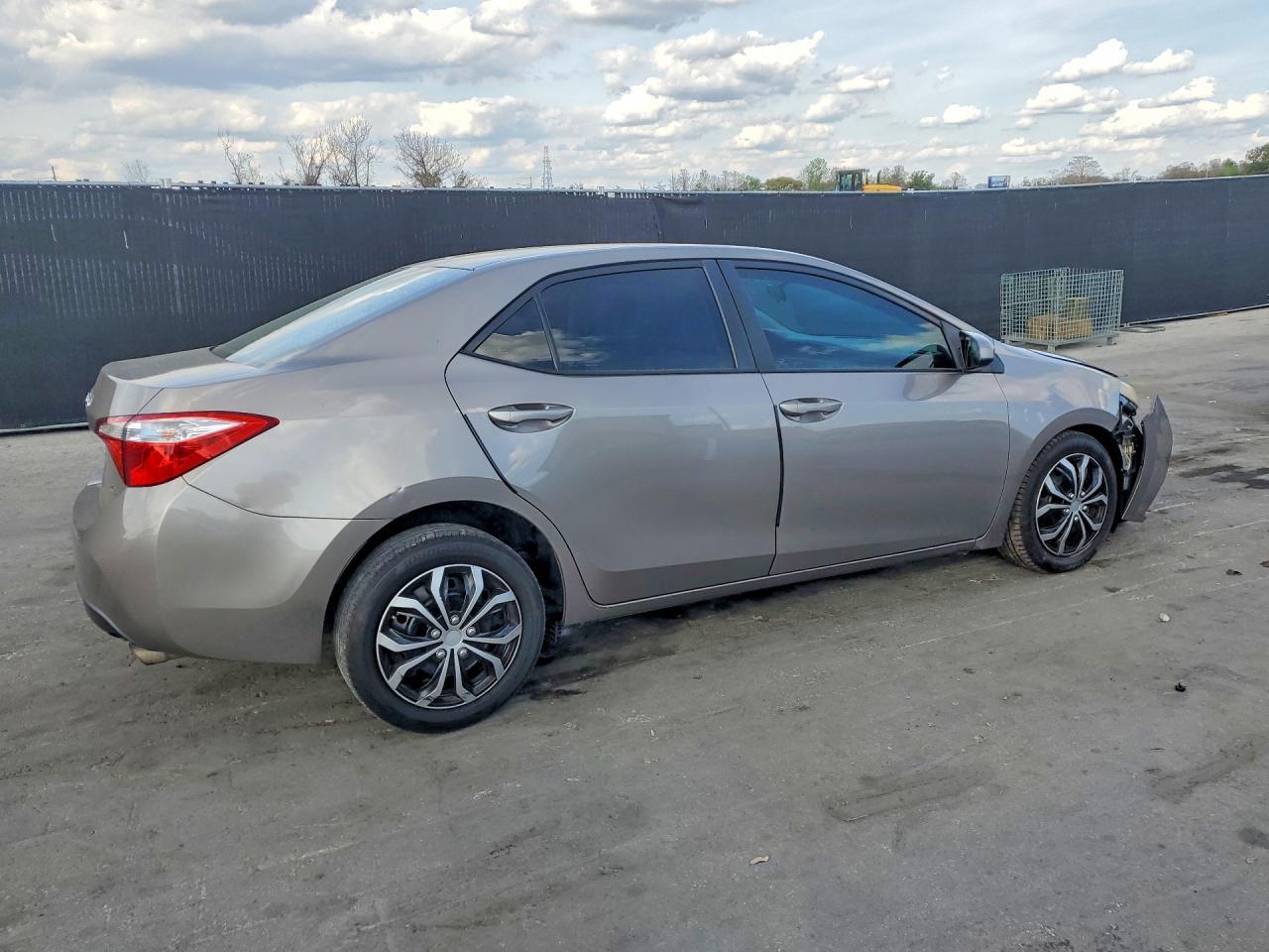 2016 TOYOTA COROLLA