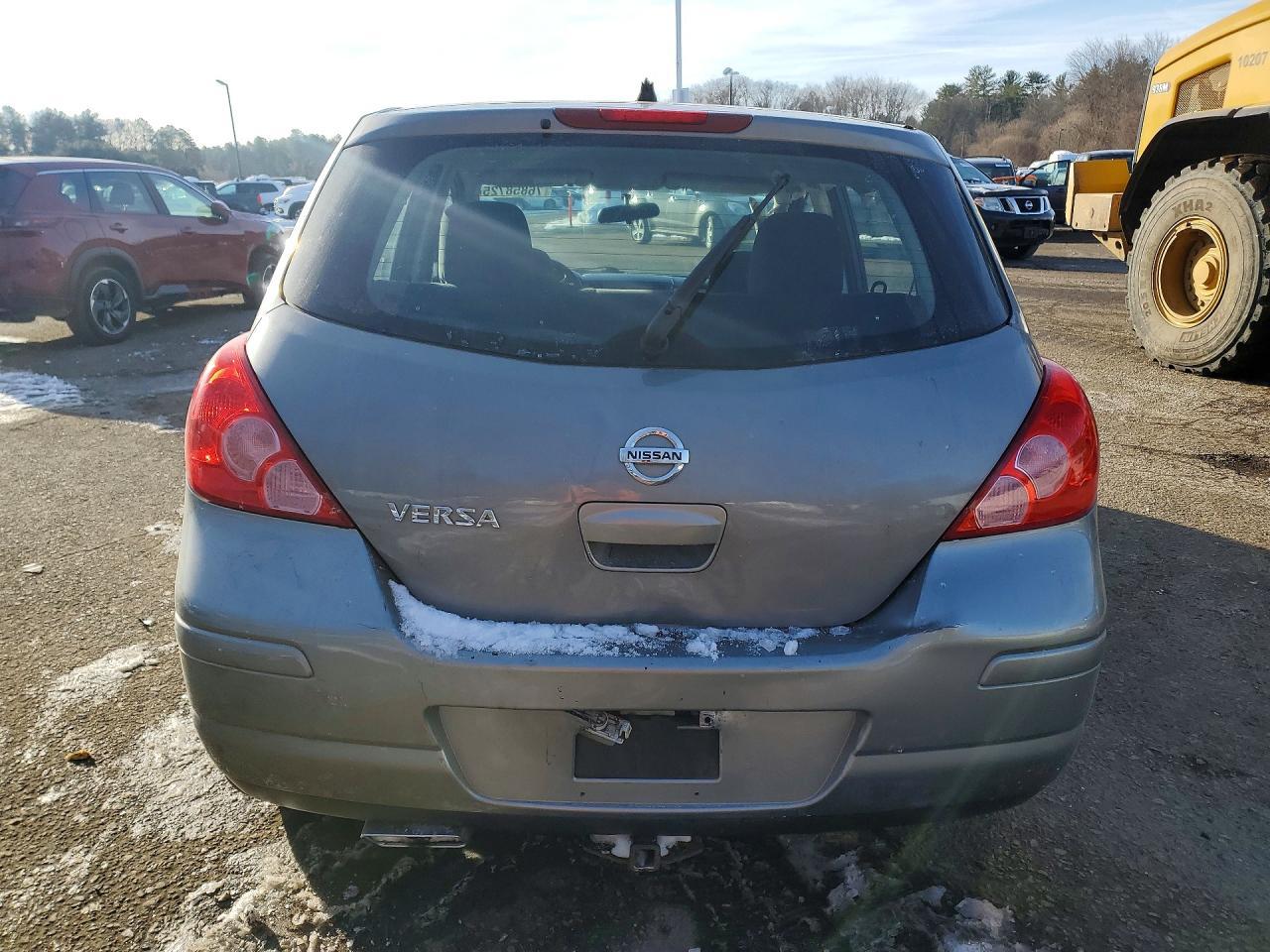 2012 NISSAN VERSA