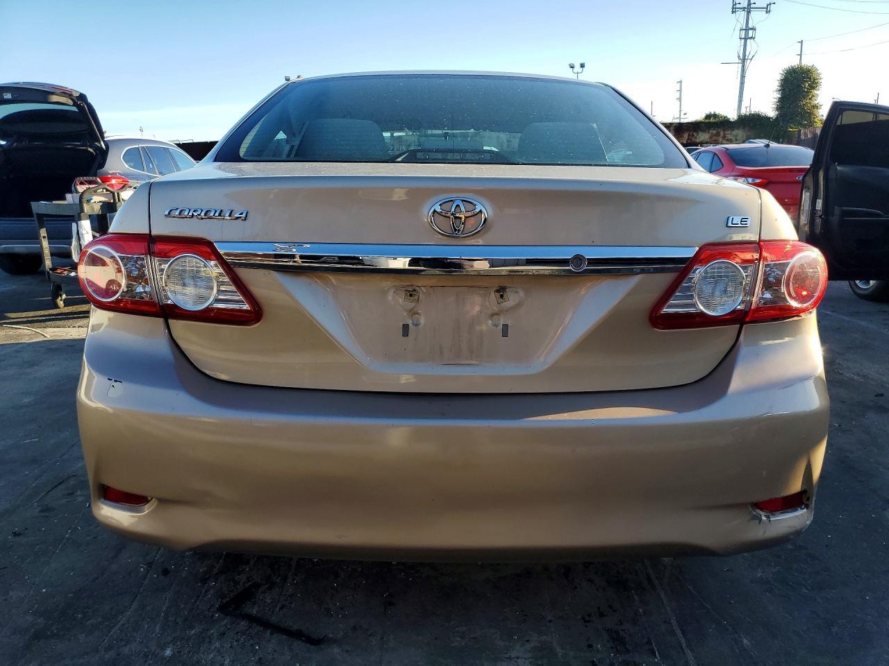 2012 TOYOTA COROLLA