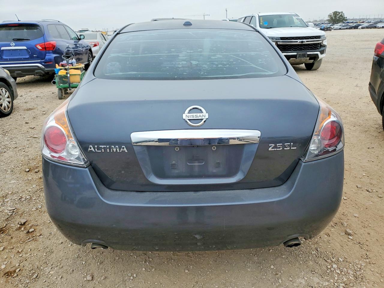 2010 NISSAN ALTIMA