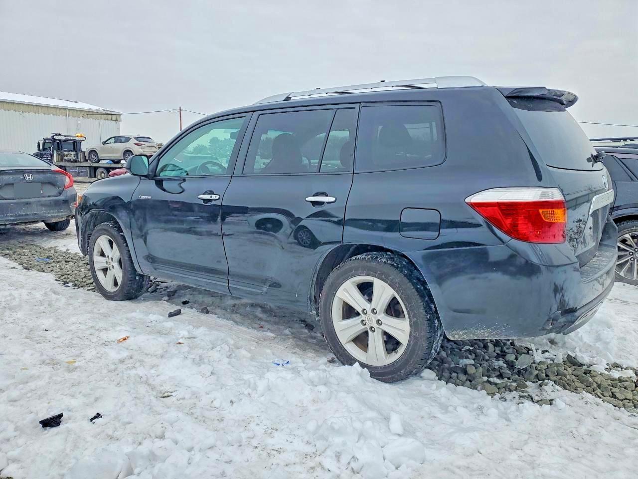 2010 TOYOTA HIGHLANDER
