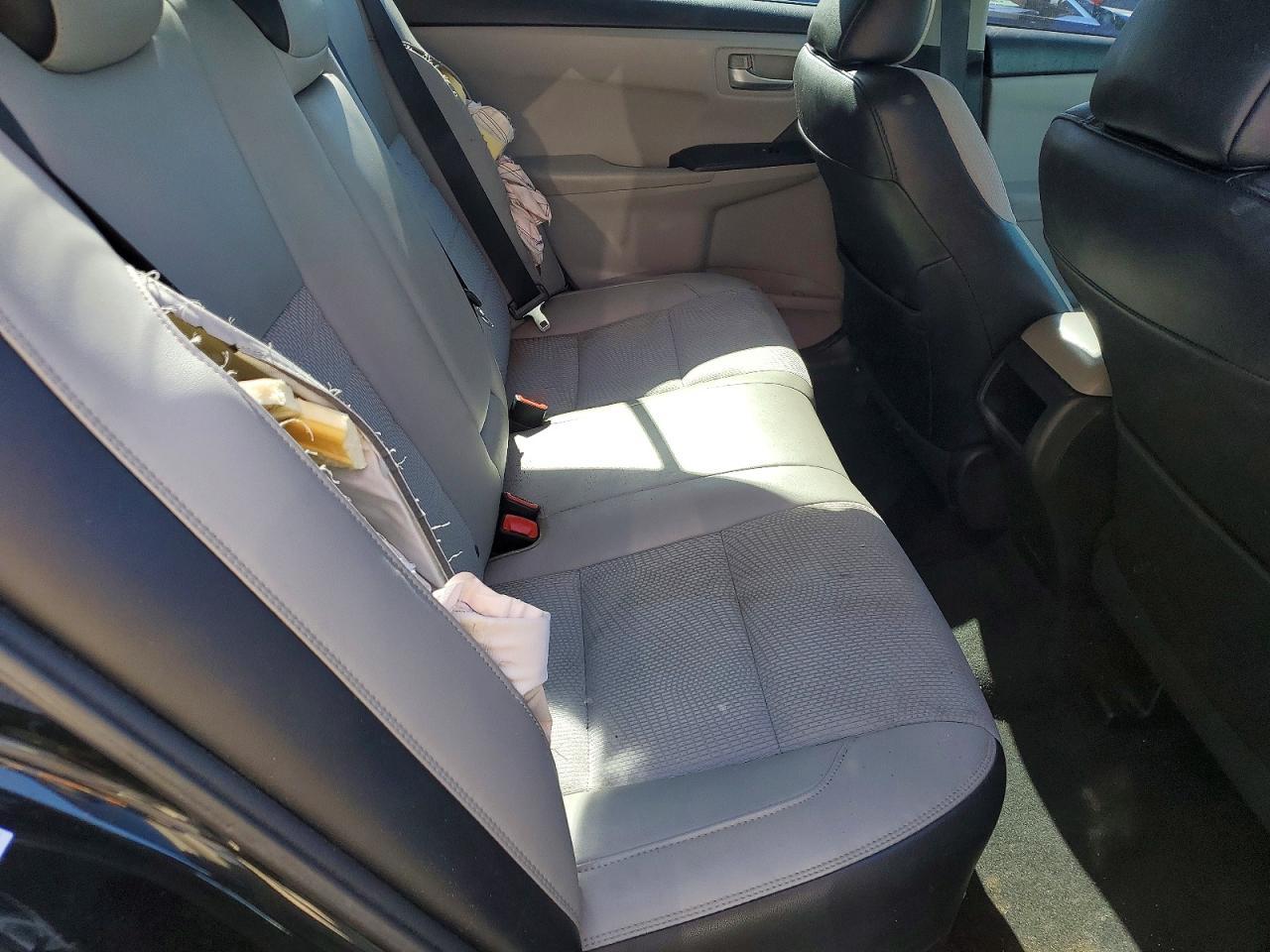 2016 TOYOTA CAMRY