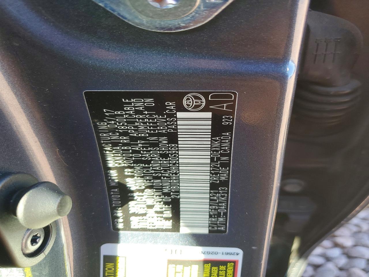 2017 TOYOTA COROLLA