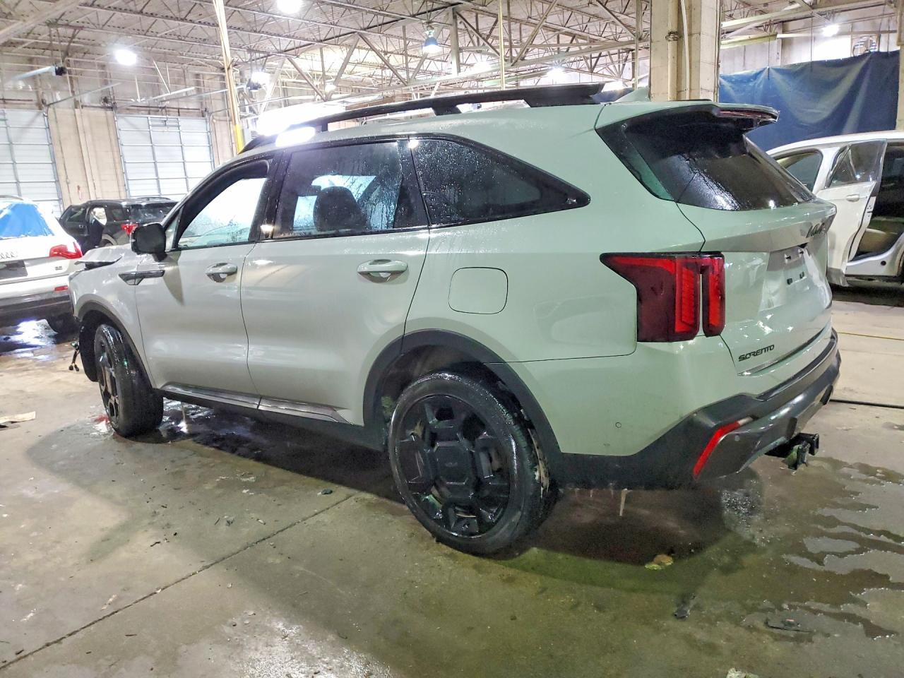 2025 KIA SORENTO