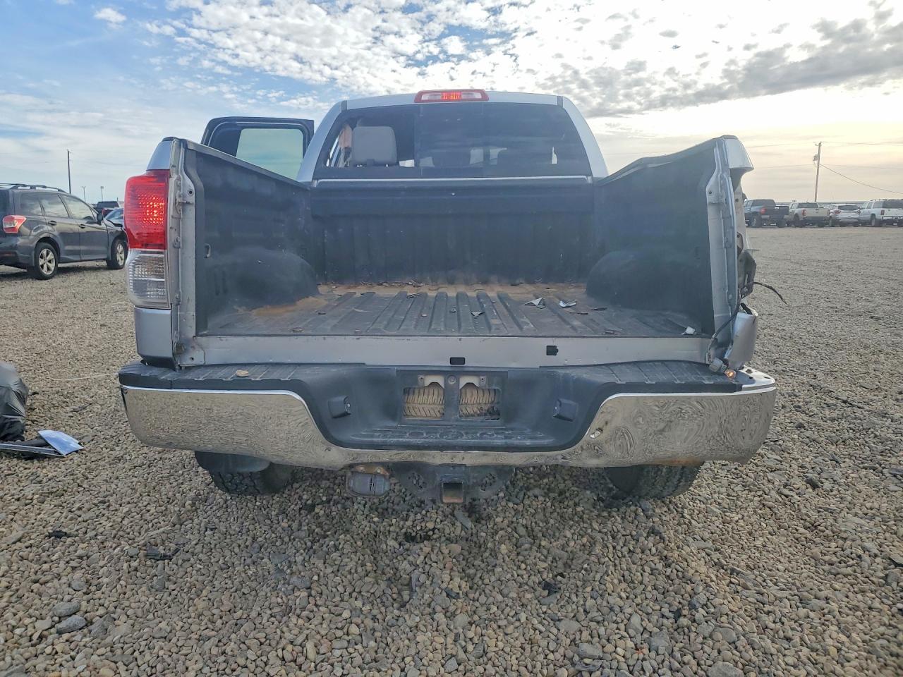 2012 TOYOTA TUNDRA
