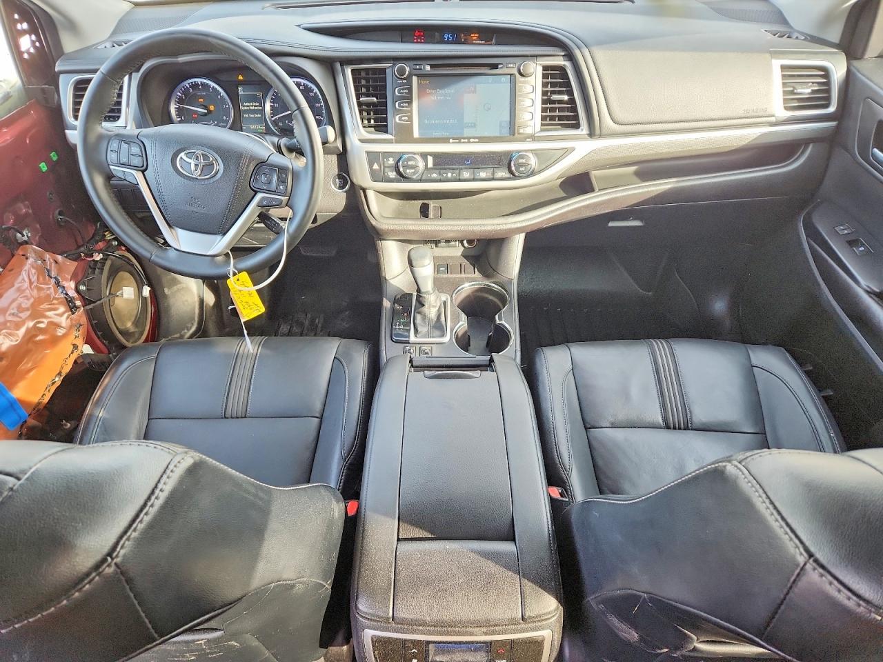2017 TOYOTA HIGHLANDER
