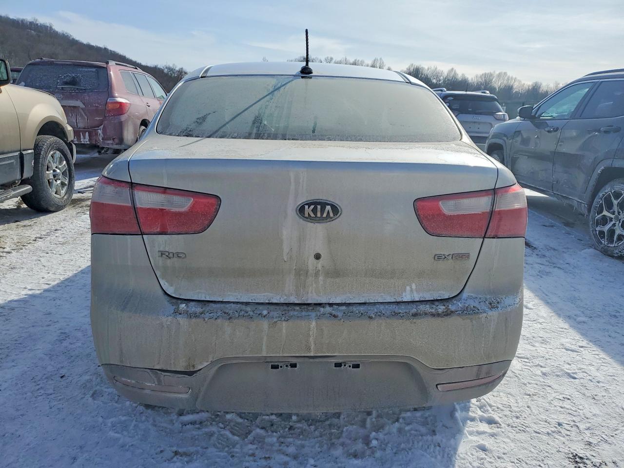 2013 KIA RIO