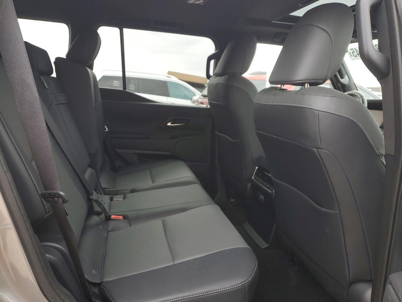2024 LEXUS GX 550