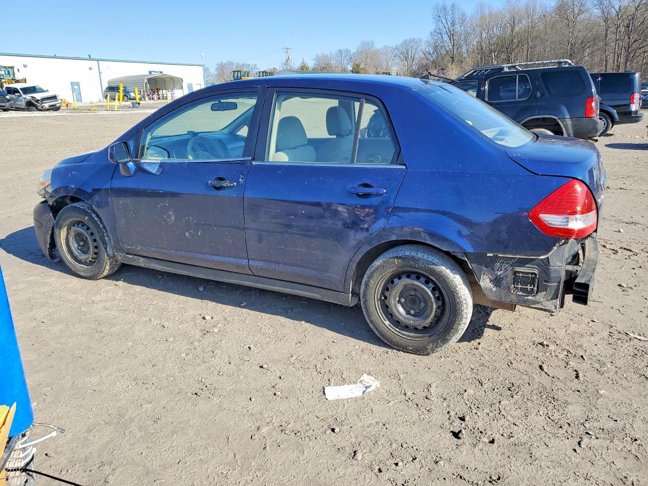 2008 NISSAN VERSA