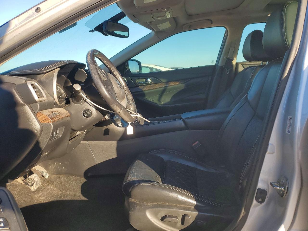 2017 NISSAN Maxima