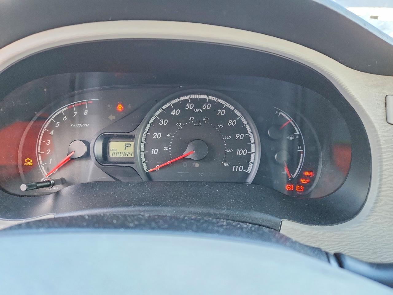 2012 TOYOTA SIENNA