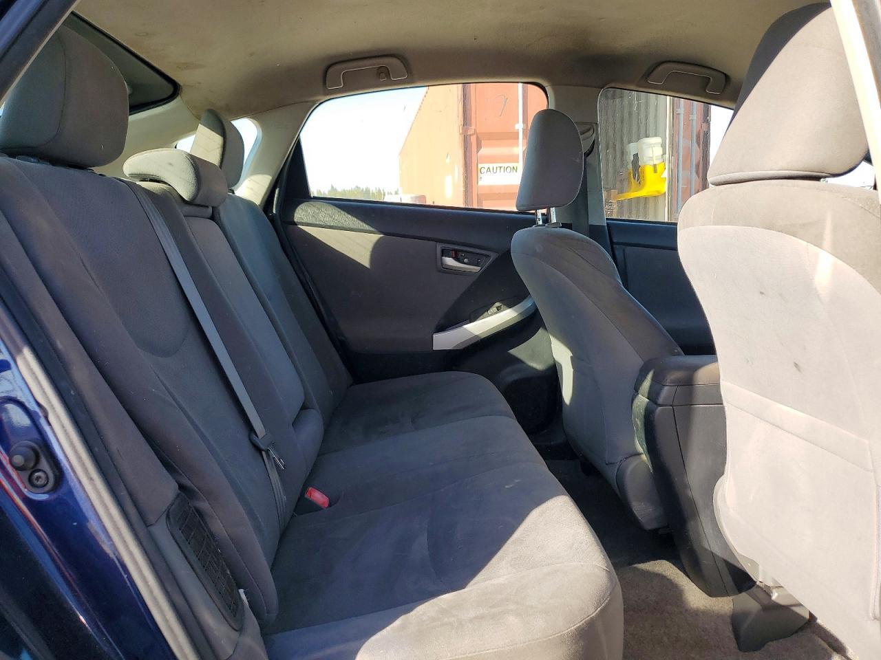 2013 TOYOTA PRIUS