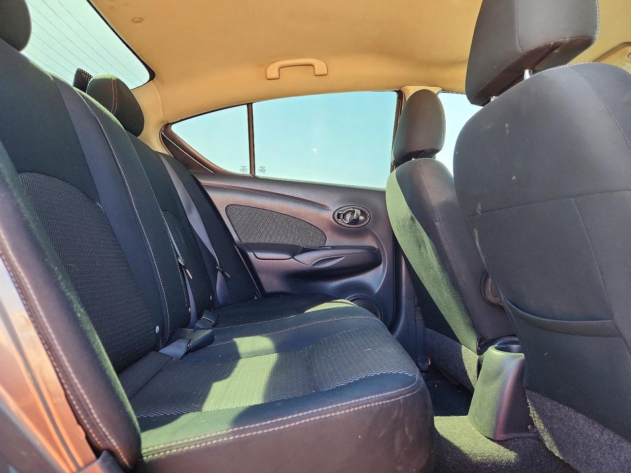 2015 NISSAN VERSA