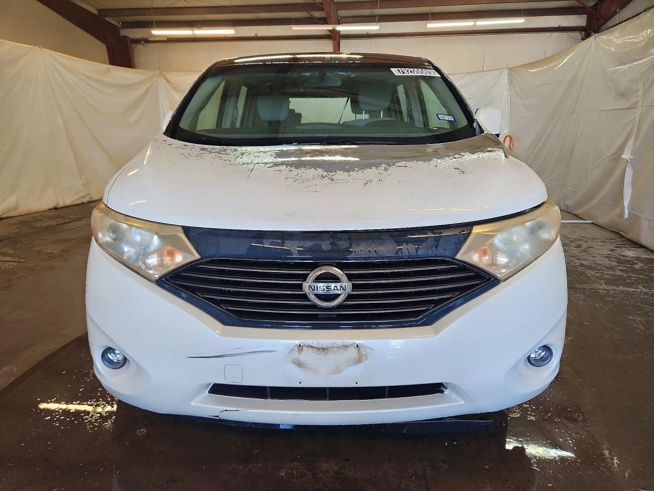 2015 NISSAN Quest