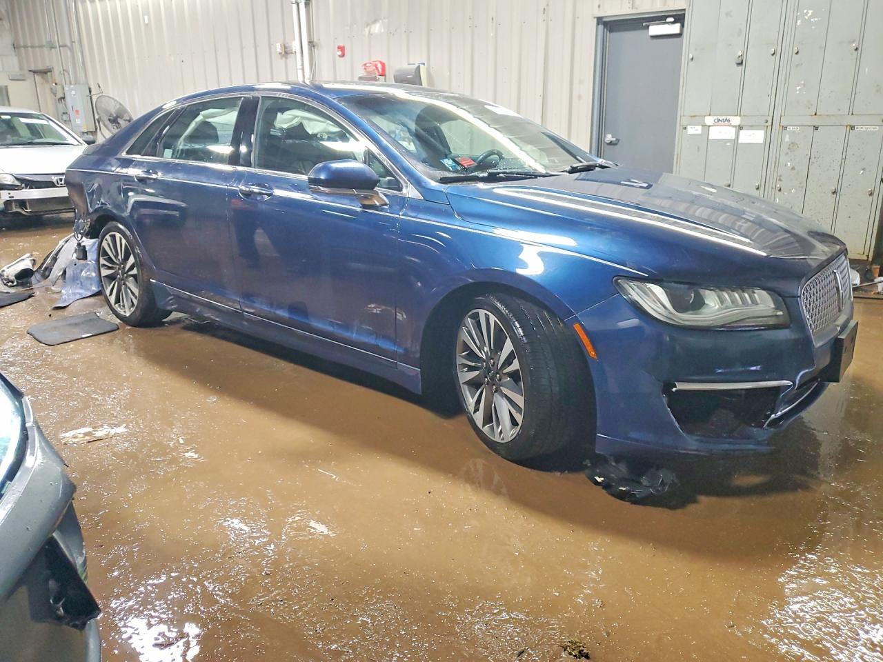 2017 LINCOLN MKZ